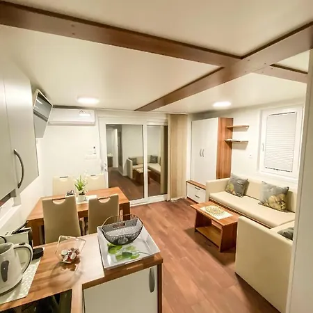 Дом отдыха Star 1 Floating House, Marina