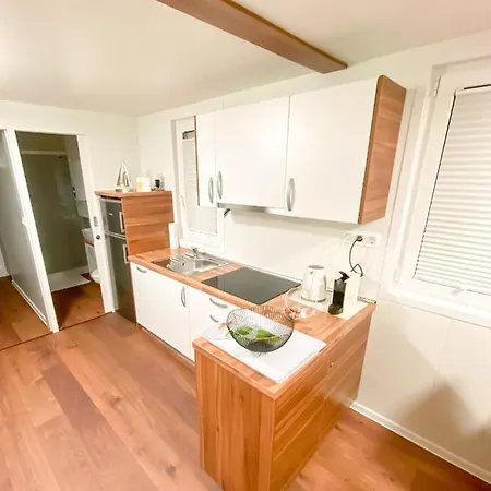 Star 1 Floating House, Marina Ferienhaus *