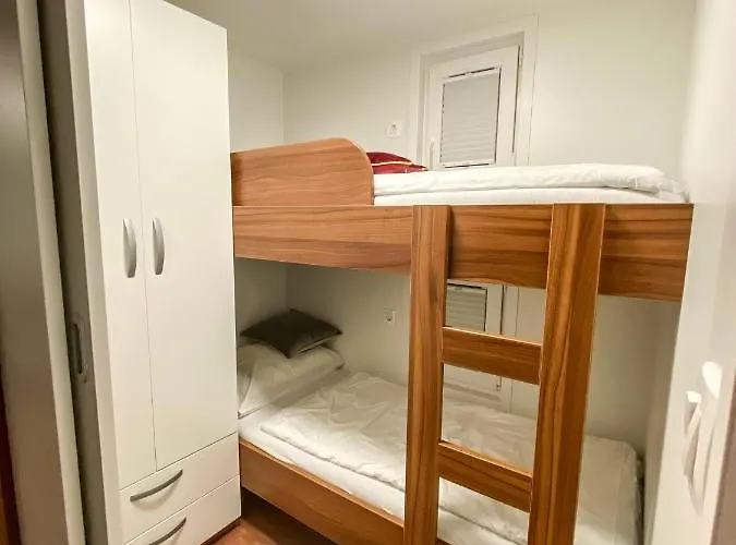 Star 1 Floating House, Marina Casa de Férias